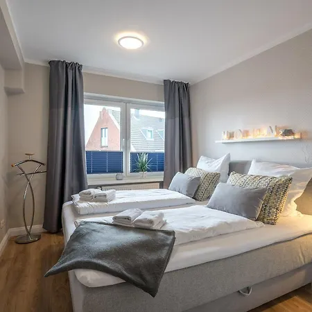 Apartament Utholmer-strasse-1-ferienwohnung-nr-04a *